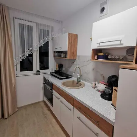Mieszkanie 3 Pokojowe Ul Drzymaly Apartmán *